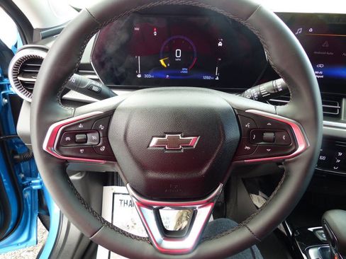 Used 2025 Chevrolet Trax ACTIV w/ Driver Confidence Package FWD image 26