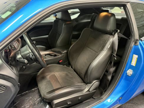 Used 2023 Dodge Challenger R/T w/ Plus Package RWD image 9