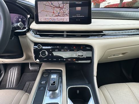 Certified 2023 INFINITI QX60 Luxe w/ Cargo Package image 20