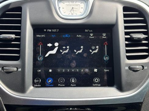 Used 2023 Chrysler 300 Touring RWD image 23