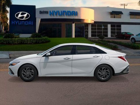 New 2026 Hyundai Elantra Blue image 3