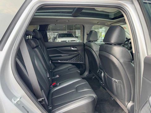 Used 2023 Hyundai Santa Fe SEL w/ Premium Package image 10