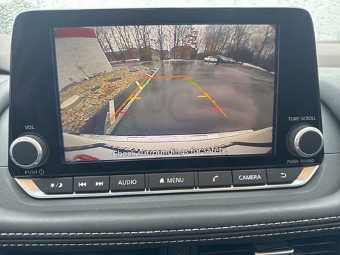 Used 2023 Nissan Rogue SV w/ SV Premium B Package image 26