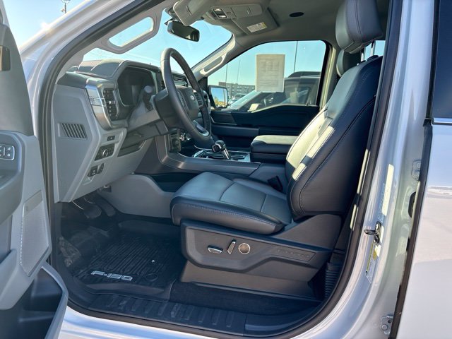 Used 2025 Ford F150 Lariat w/ Equipment Group 502A High AWD/4WD image 8