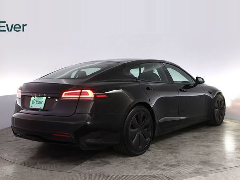 Used 2024 Tesla Model S AWD/4WD image 3