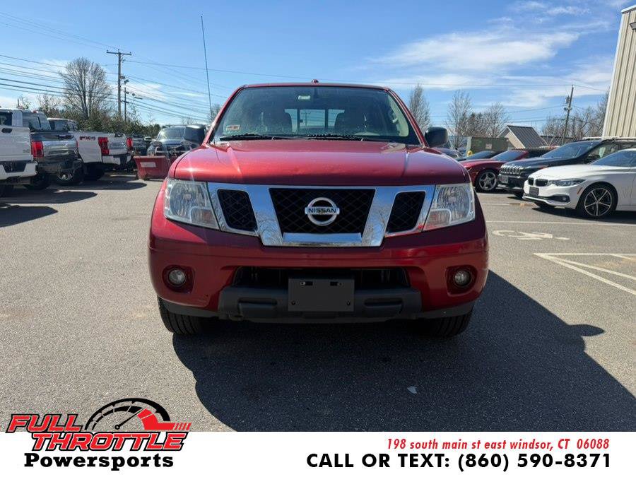 Used 2015 Nissan Frontier SV w/ SV Value Truck Package AWD/4WD image 3
