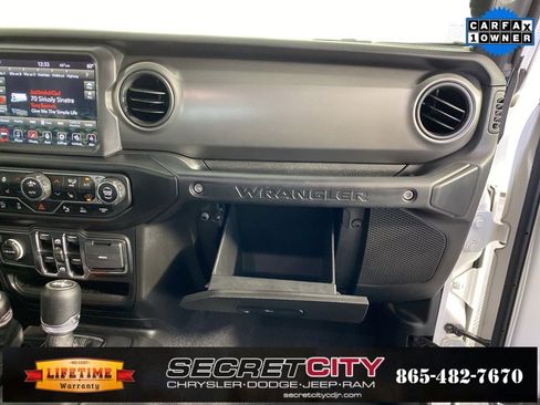 Used 2021 Jeep Wrangler Unlimited Sport image 33