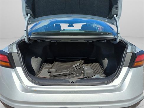 New 2025 Nissan Altima 2.5 SR w/ SR Premium Package image 15