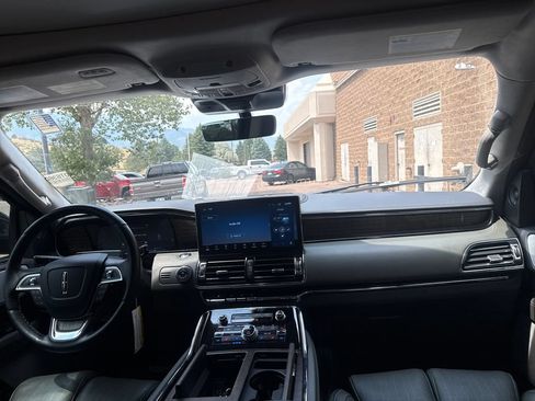 Used 2023 Lincoln Navigator Black Label AWD/4WD image 28