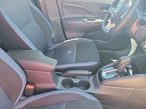 New 2025 Nissan Versa SV w/ Trunk Package image 42