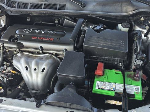 Used 2009 Toyota Camry SE FWD image 21
