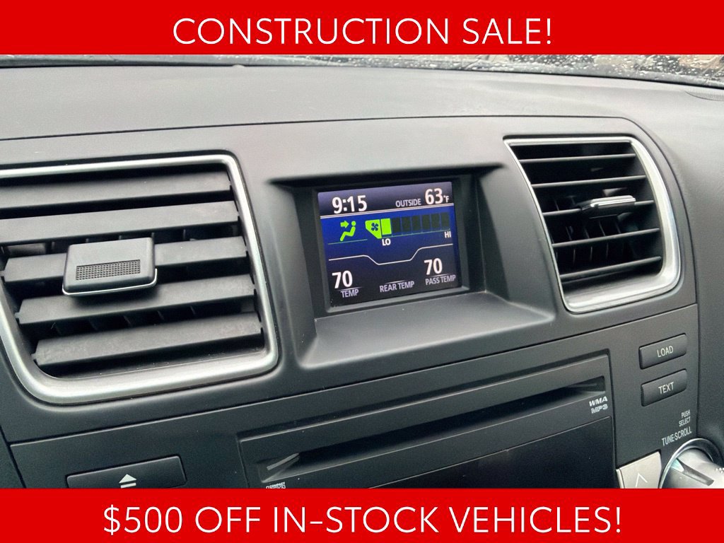 Used 2012 Toyota Highlander Limited w/ Tow Pkg AWD/4WD image 17