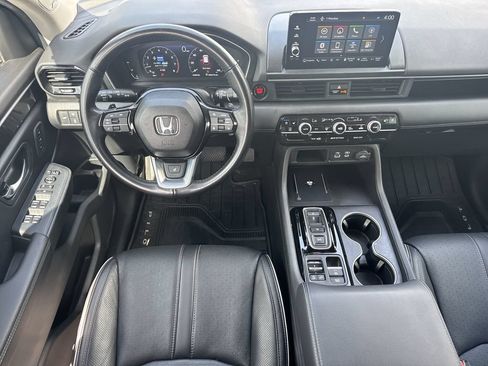 Used 2024 Honda Pilot Elite image 24