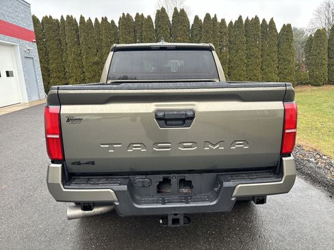 Certified 2025 Toyota Tacoma TRD Sport image 5