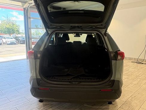 Used 2020 Toyota RAV4 XLE w/ Convenience Package AWD/4WD image 7