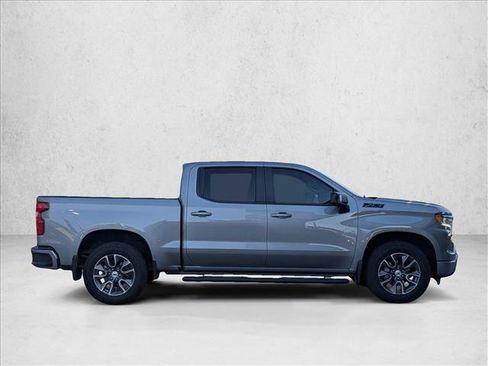 Used 2025 Chevrolet Silverado 1500 RST w/ Convenience Package II AWD/4WD image 4