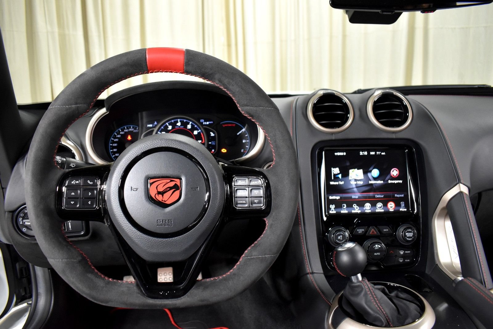 Used 2016 Dodge Viper ACR RWD image 15