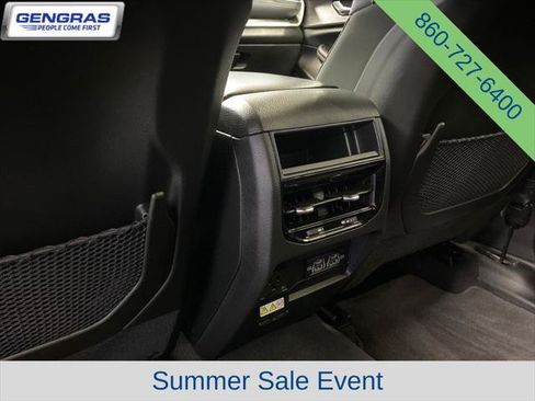 Certified 2025 Jeep Grand Cherokee Altitude AWD/4WD image 27