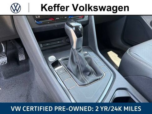 Certified 2023 Volkswagen Tiguan SE FWD image 23