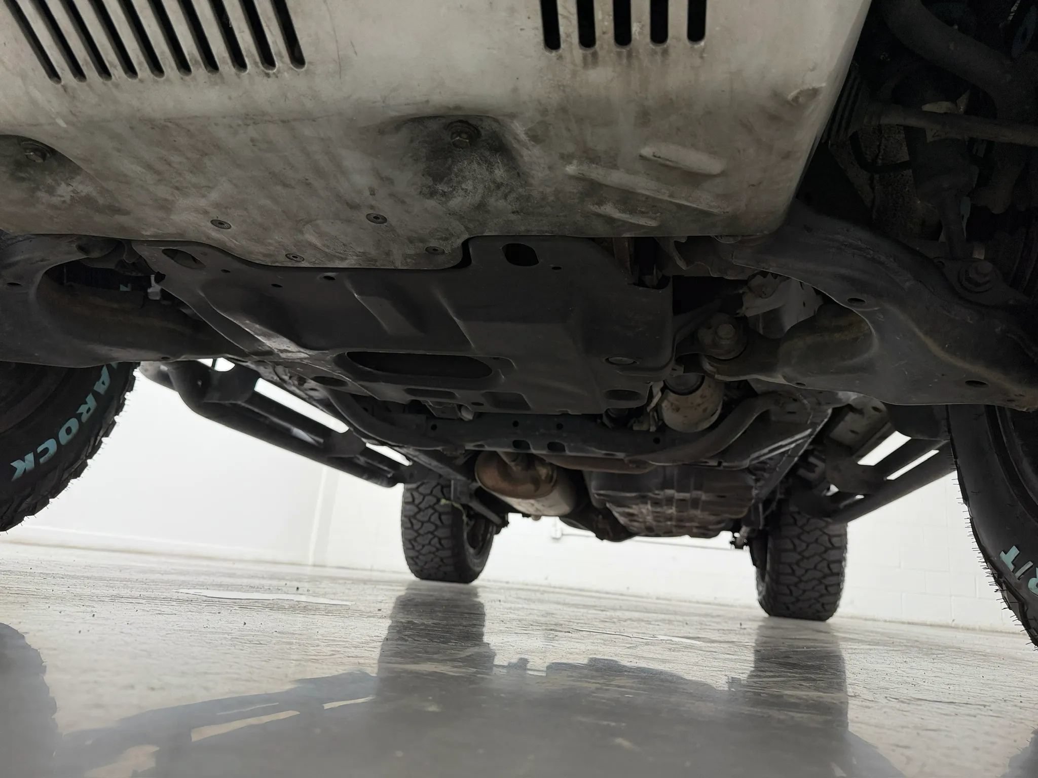Used 2016 Toyota 4Runner SR5 Premium AWD/4WD image 97