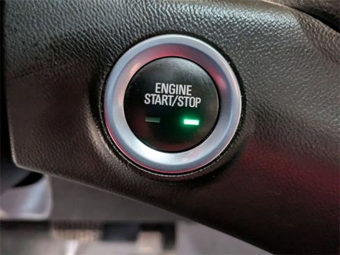 Used 2023 GMC Terrain SLE image 23