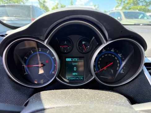 Used 2015 Chevrolet Cruze LT FWD image 8