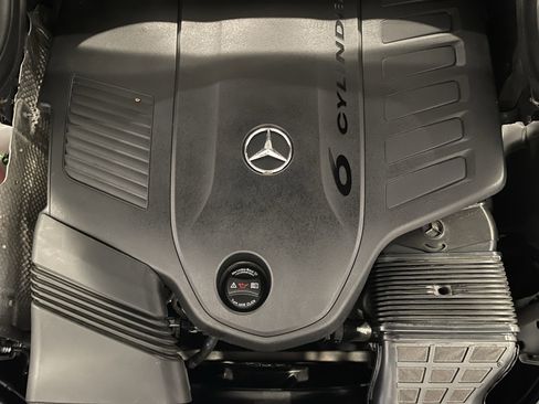 Used 2022 Mercedes-Benz GLS 450 4MATIC image 27