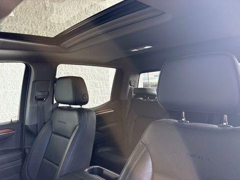 Certified 2022 GMC Sierra 1500 Denali image 2