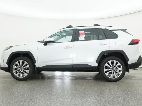 New 2025 Toyota RAV4 Limited image 19