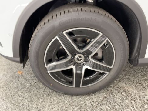 Certified 2026 Mercedes-Benz GLC 300 image 12