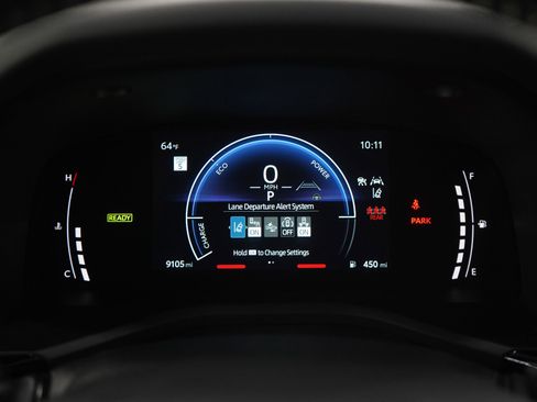 Used 2025 Toyota Camry SE image 23