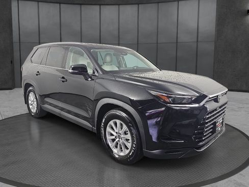 Used 2026 Toyota Grand Highlander AWD Hybrid image 3