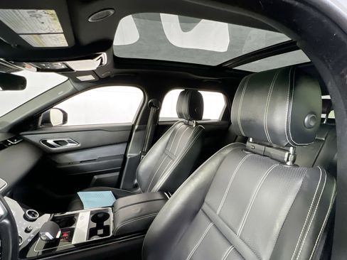 Used 2021 Land Rover Range Rover Velar R-Dynamic S image 22