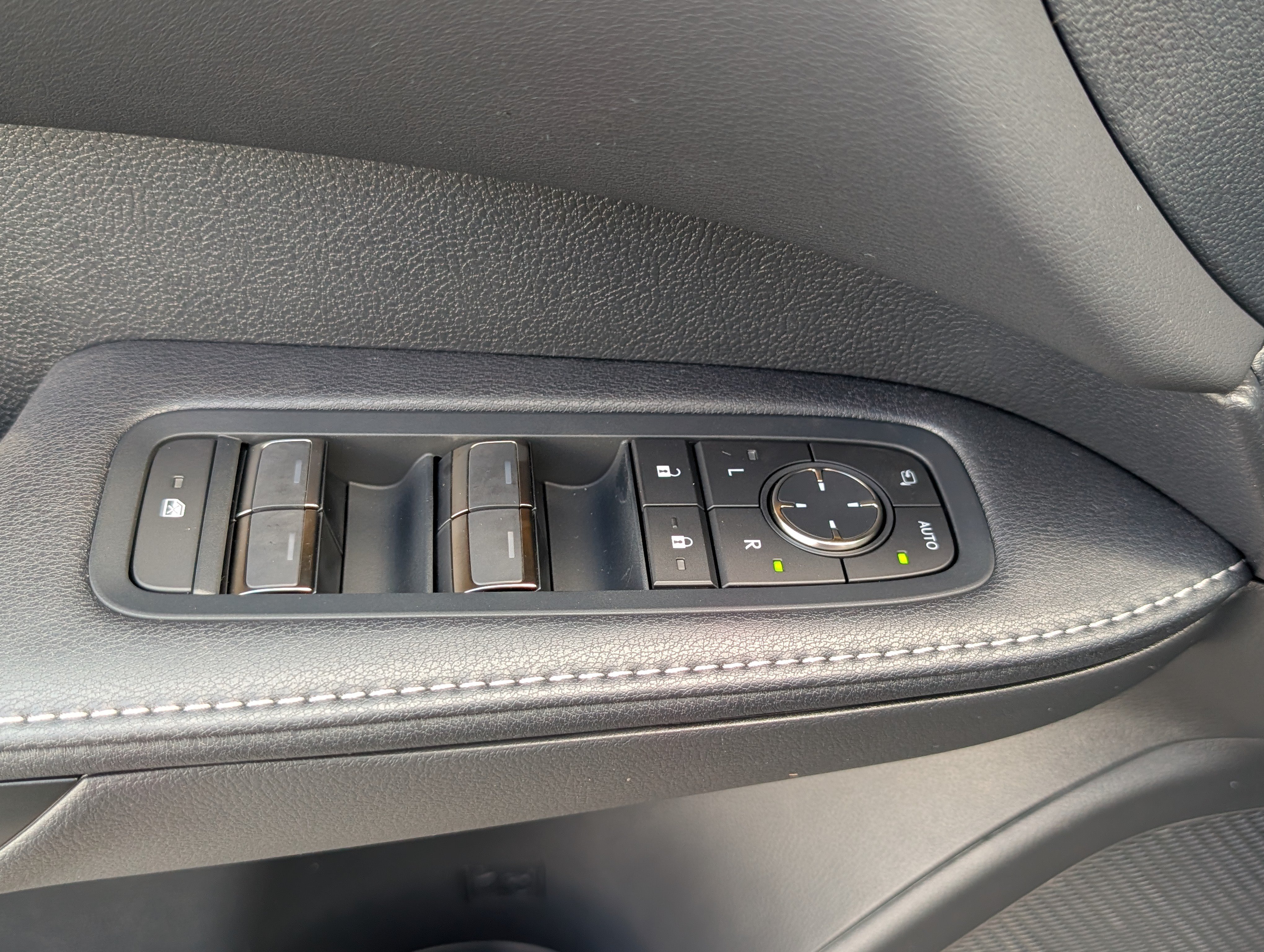 New 2026 Lexus RX 350 F Sport AWD/4WD image 17