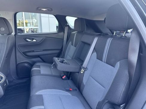 Used 2024 Chevrolet Blazer LT w/ Convenience Package FWD image 12