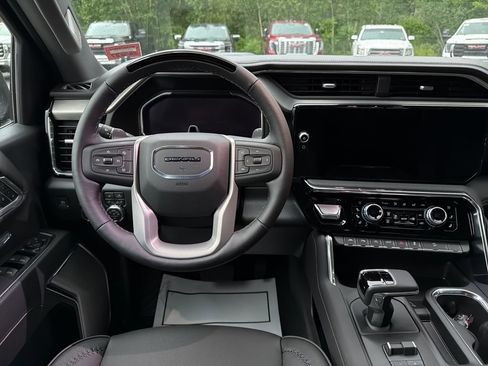 New 2026 GMC Sierra 1500 Denali w/ Technology Package AWD/4WD image 15