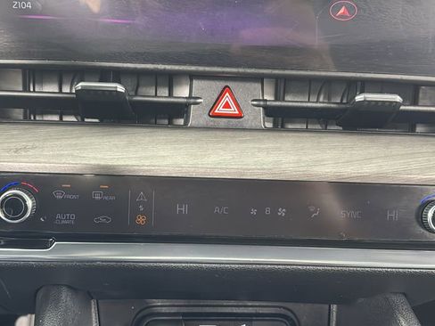 Used 2023 Kia Sportage X-Line w/ X-Line Premium Package image 27