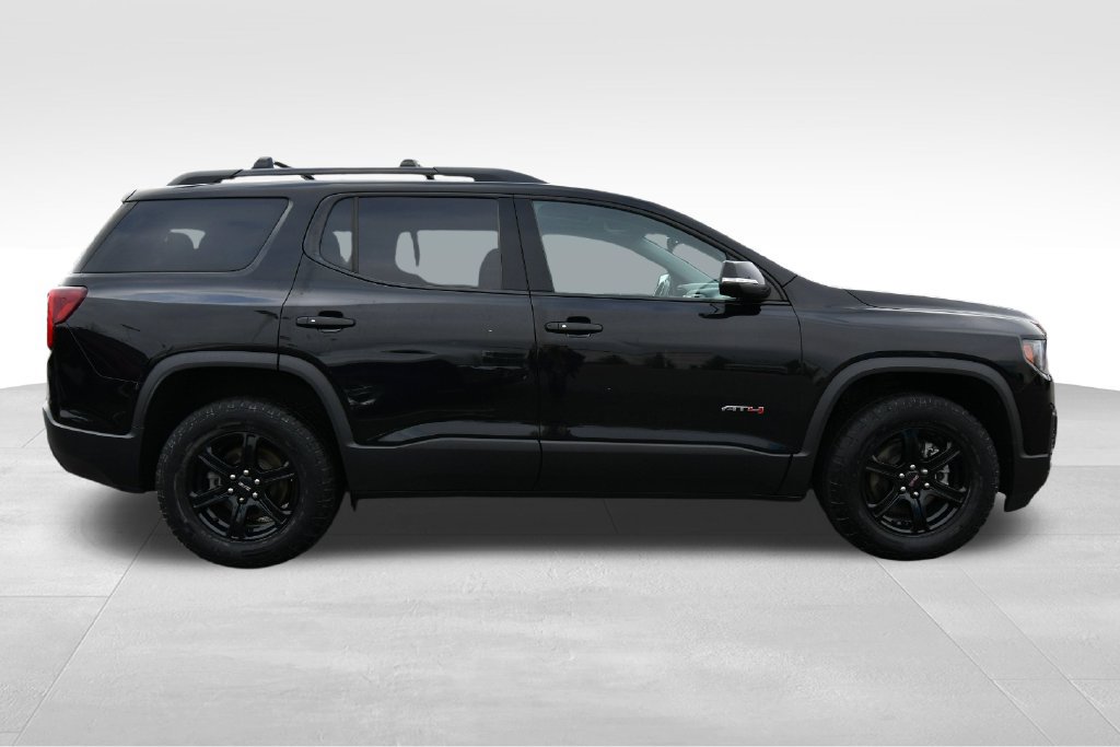 Used 2021 GMC Acadia AT4 w/ GMC Pro Grade Package AWD/4WD image 9