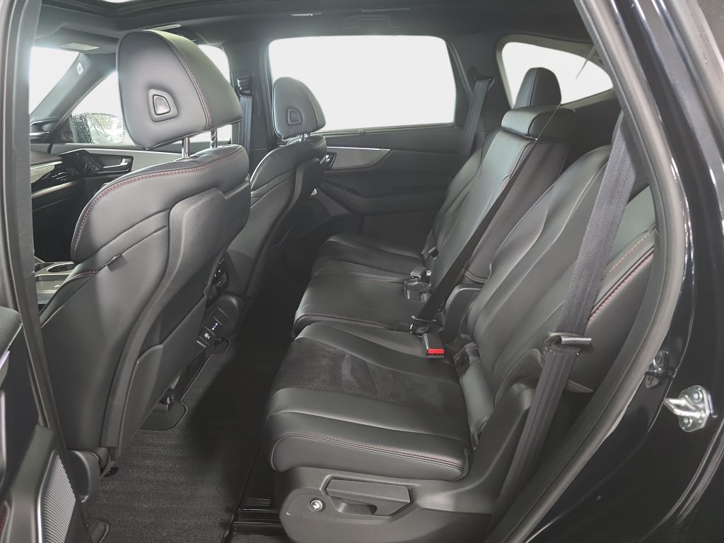 Used 2025 Acura MDX A-Spec AWD/4WD image 25