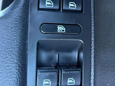 Used 2019 Volkswagen Passat 2.0T Wolfsburg w/ Wheels & Sunroof Package image 23