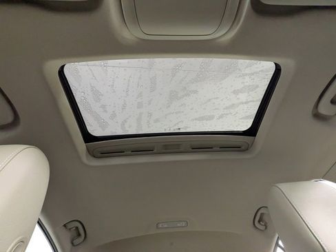 Used 2018 Buick Regal Preferred w/ Driver Confidence Package #1 image 7