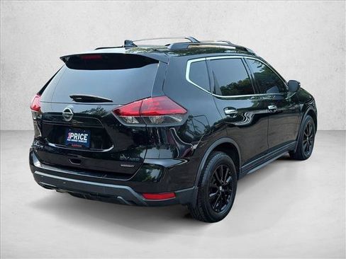 Used 2018 Nissan Rogue SV AWD/4WD image 5
