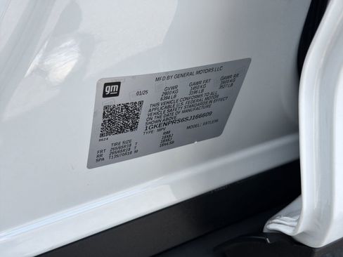 Used 2025 GMC Acadia AT4 AWD/4WD image 35