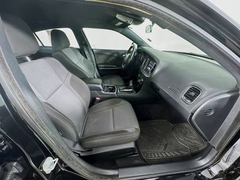 Used 2020 Dodge Charger SXT image 30