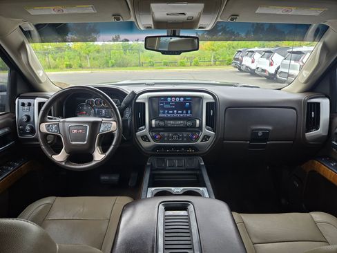 Used 2017 GMC Sierra 2500 SLT image 10