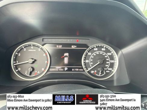 Used 2025 Mitsubishi Outlander SE FWD image 14