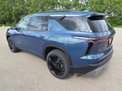 New 2026 Chevrolet Traverse LT FWD image 6