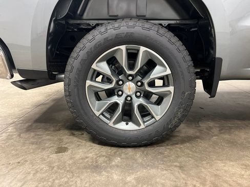 New 2026 Chevrolet Silverado 1500 LT AWD/4WD image 9
