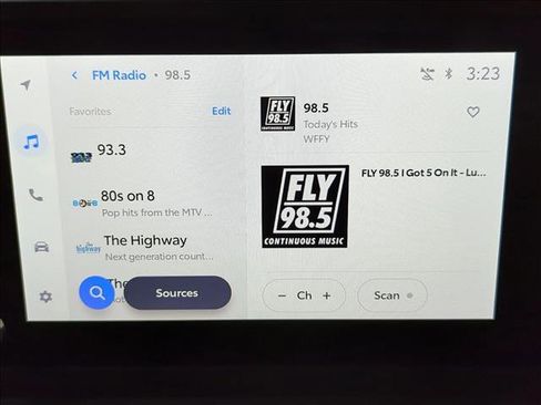 Certified 2025 Toyota Tacoma SR5 image 11
