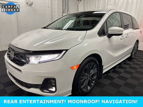 Used 2025 Honda Odyssey Touring image 1